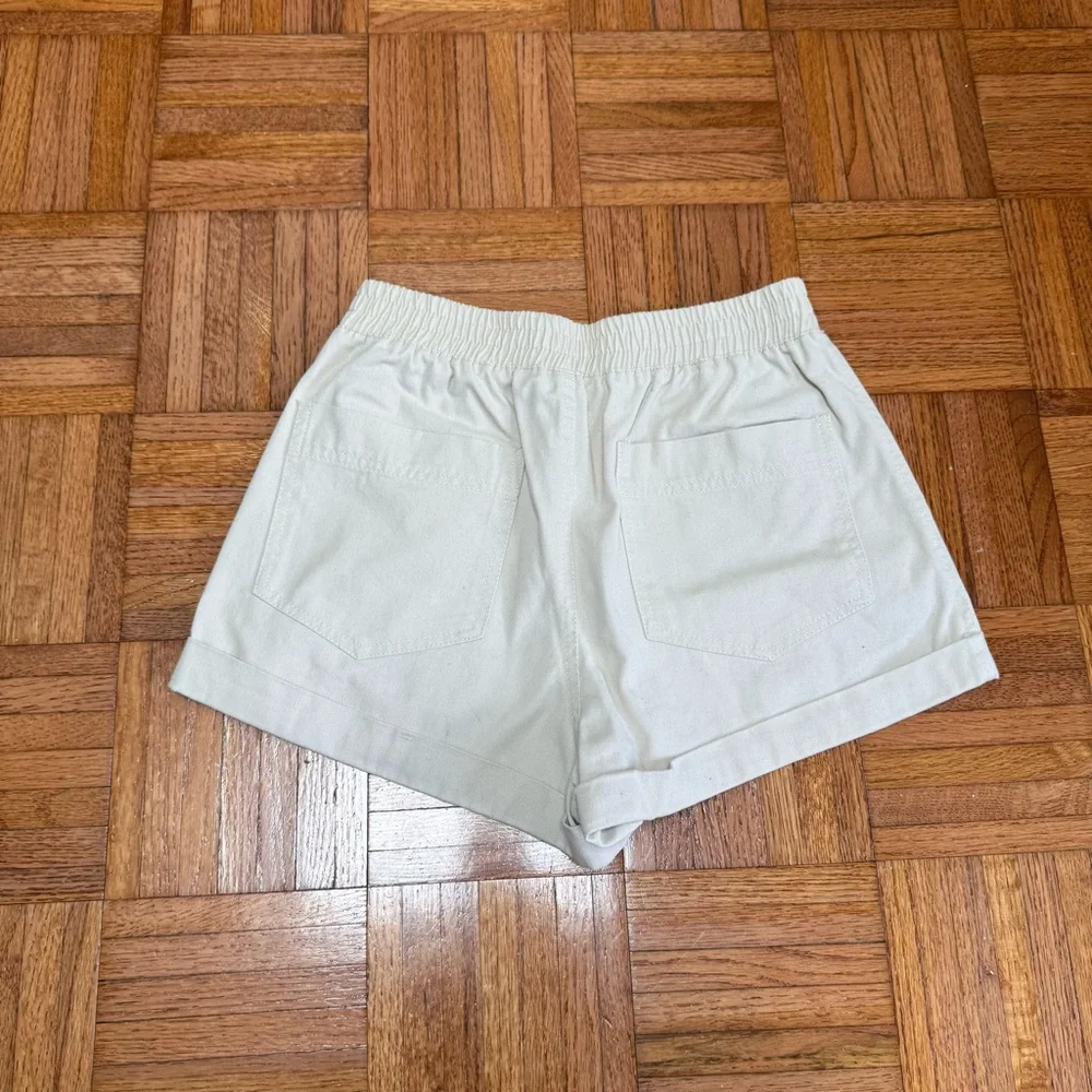 Forever 21 High Waist Cream Shorts